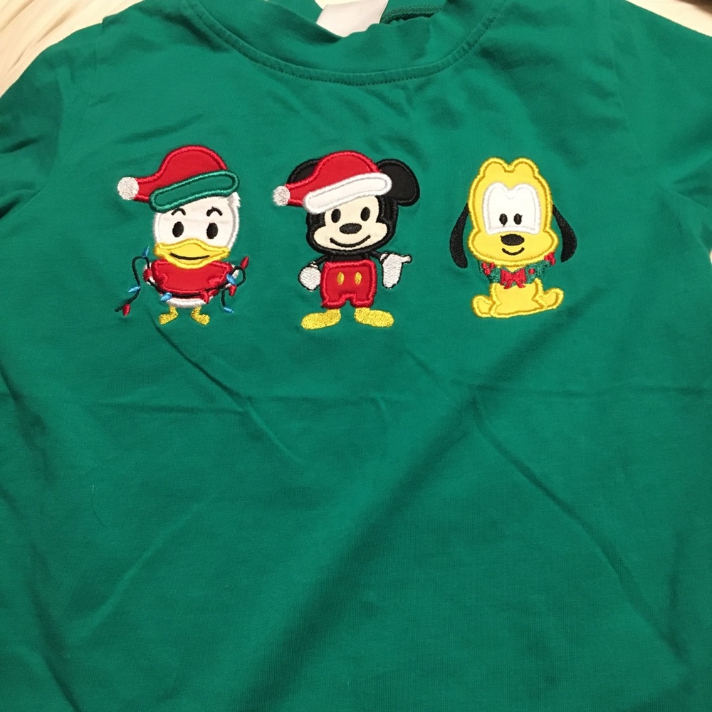 NWOT Christmas shirt